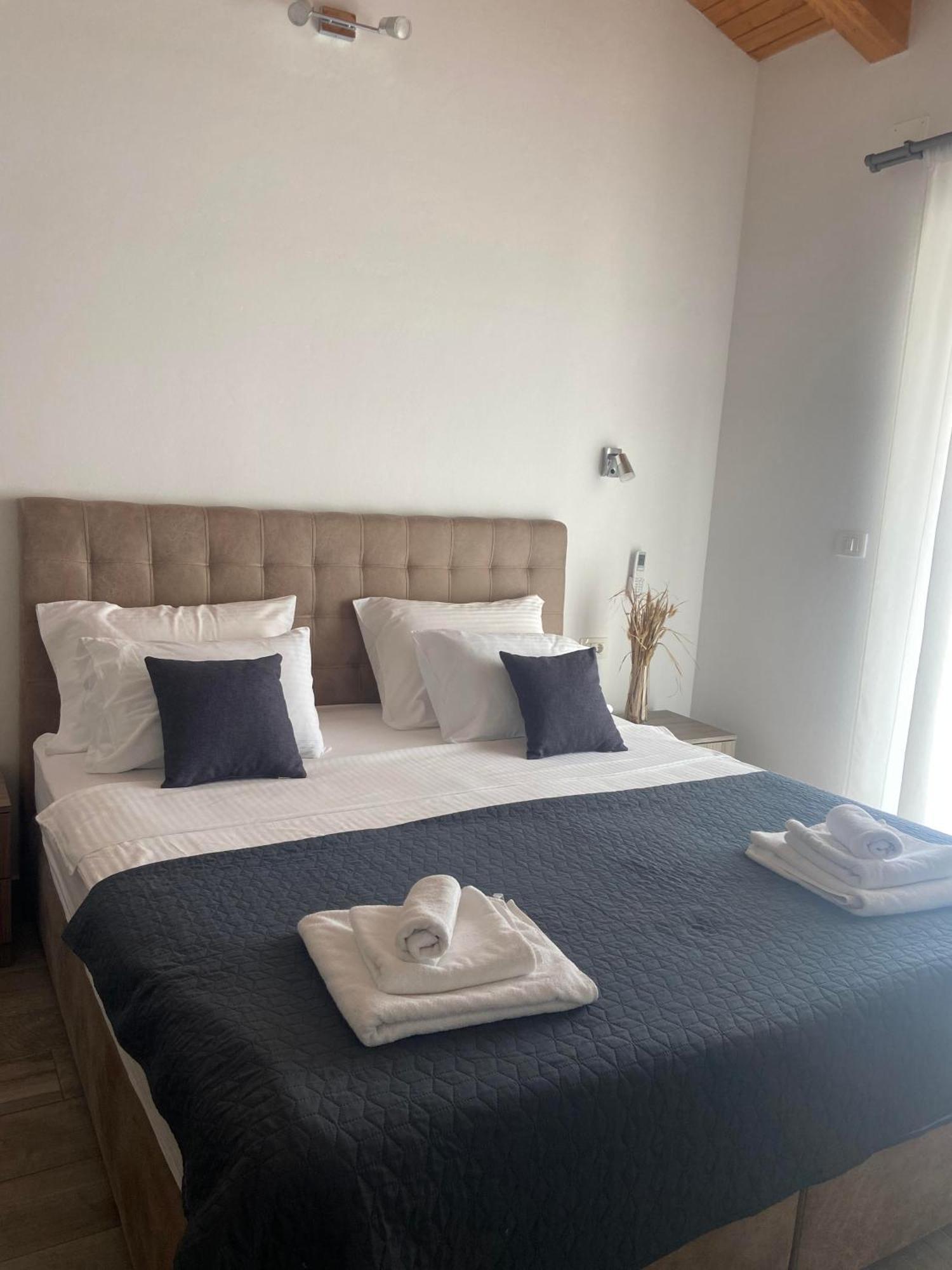Villa Silver Novigrad With Private Pool エクステリア 写真